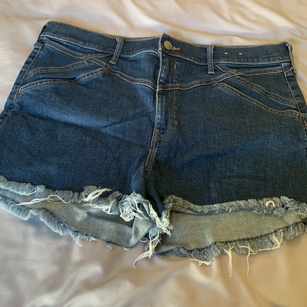 Express super high rise shorts